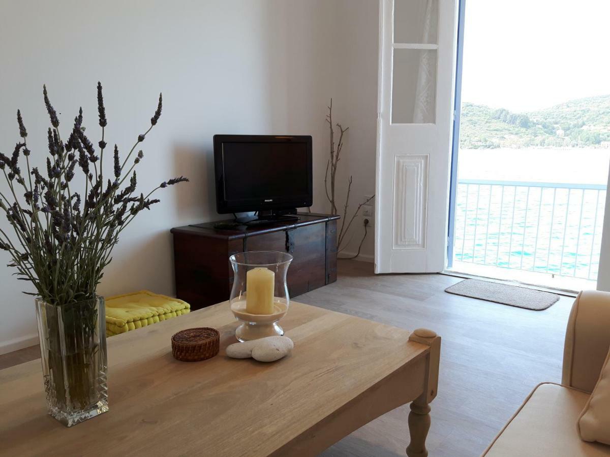 瓦西Cavos Seaside House别墅 外观 照片